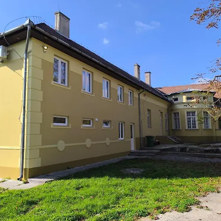 Deák *